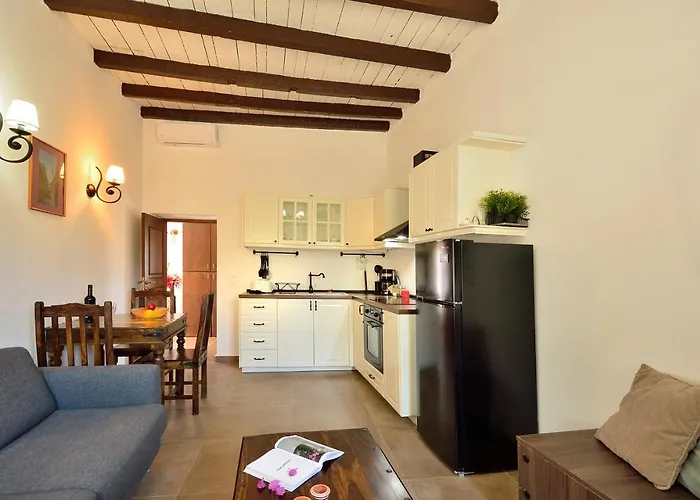 Leon - House In Medieval Town With Spacious Courtyard