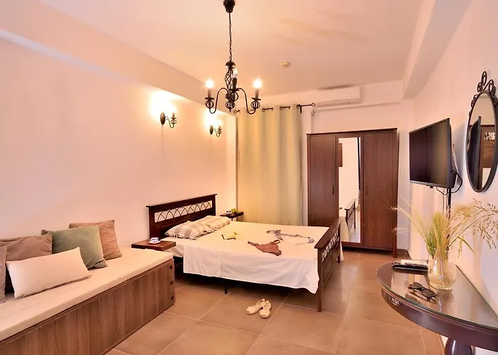 Leon - House In Medieval Town With Spacious Courtyard Villa