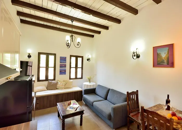 Leon - House In Medieval Town With Spacious Courtyard Rhodes City