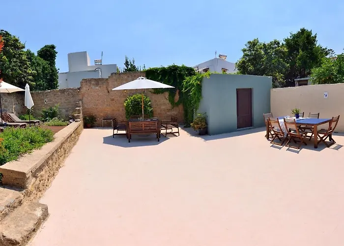 别墅 Leon - House In Medieval Town With Spacious Courtyard