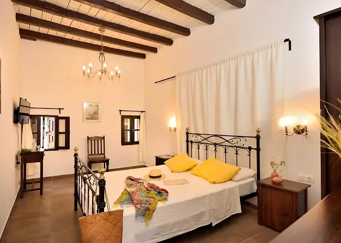 Leon - House In Medieval Town With Spacious Courtyard * Rhodes City